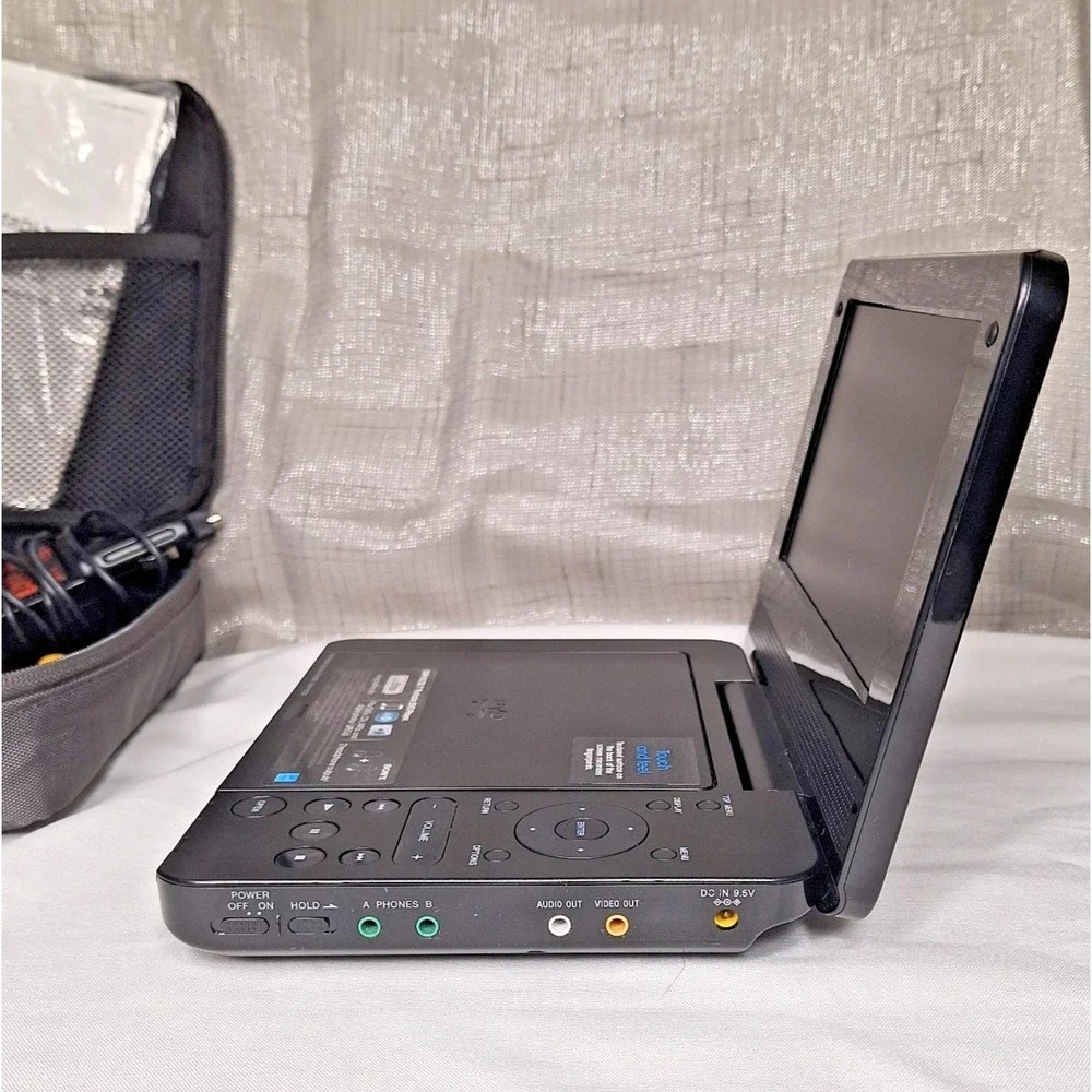 Sony DVP-FX750 Portable DVD Player w Case 7